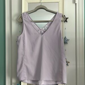 Nordstrom beautiful lilac v neck top M